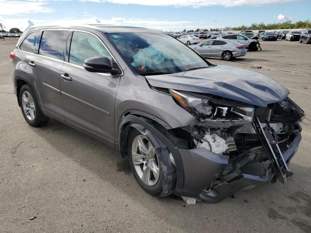 TOYOTA HIGHLANDER 2018 with VIN 5TDDZRFH2JS880660 - Photo from auction