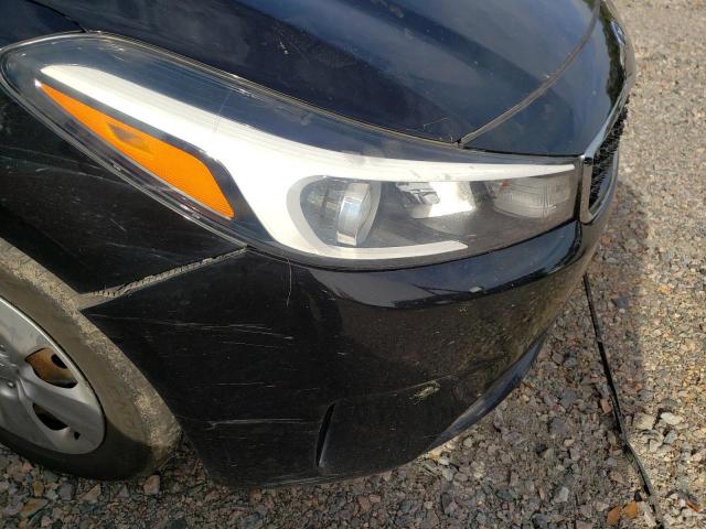 Photo 9 from auction – 2018 KIA FORTE LX with VIN 3KPFK4A76JE212871