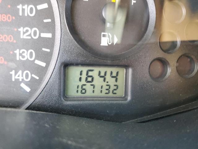 Photo 8 from auction – 2002 FORD FOCUS SE with VIN 1FAFP34P82W322910