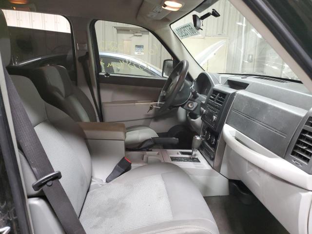 Photo 5 from auction – 2008 JEEP LIBERTY SP with VIN 1J8GP28K08W153006