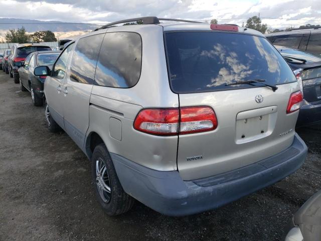Photo 3 from auction – 2002 TOYOTA SIENNA CE with VIN 4T3ZF19C82U475810