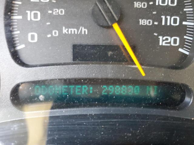 Photo 8 from auction – 2003 CHEVROLET SILVERADO with VIN 2GCEC19T831103689