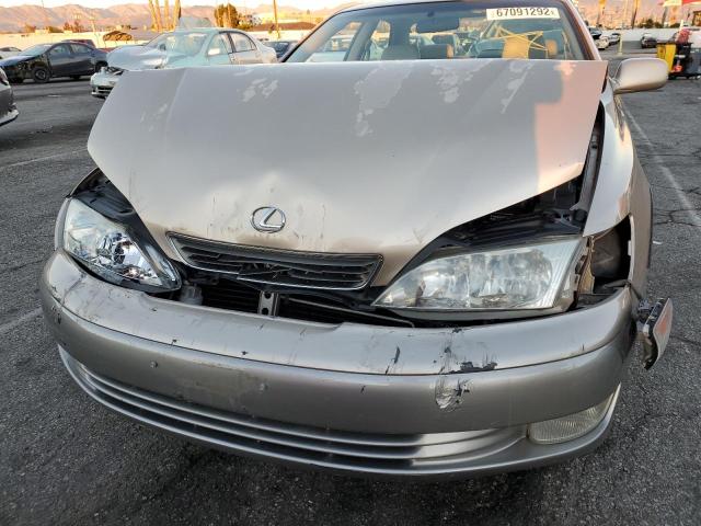 Photo 9 from auction – 1999 LEXUS ES 300 with VIN JT8BF28G6X5054175