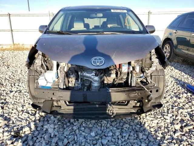 Photo 9 from auction – 2015 TOYOTA SIENNA LE with VIN 5TDKK3DC7FS536295