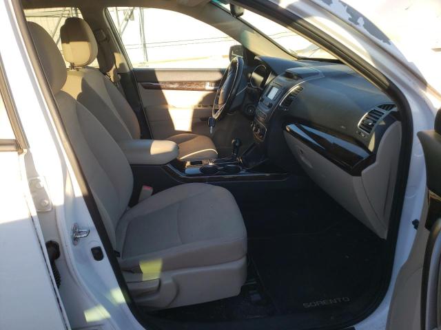 Photo 5 from auction – 2014 KIA SORENTO LX with VIN 5XYKTDA77EG520748