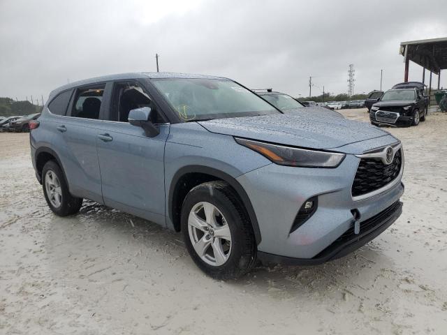 TOYOTA HIGHLANDER 2022 with VIN 5TDZZRAHXNS125064 - Photo from auction