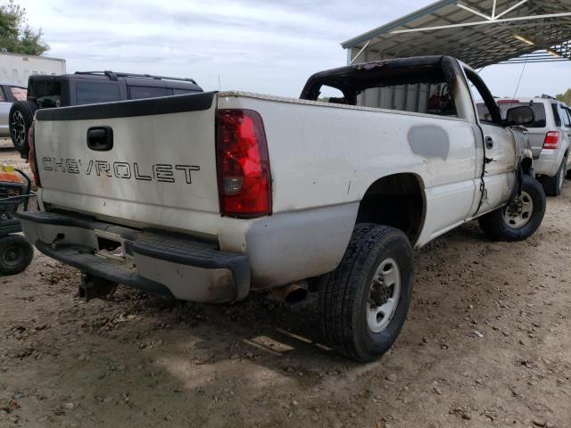 Photo 4 from auction – 2003 CHEVROLET SILVERADO with VIN 1GCHC24U23E374264