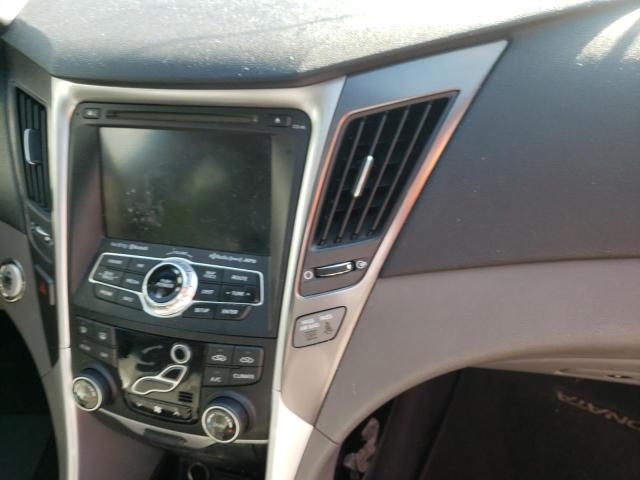 Photo 9 from auction – 2012 HYUNDAI SONATA HYB with VIN KMHEC4A46CA020477