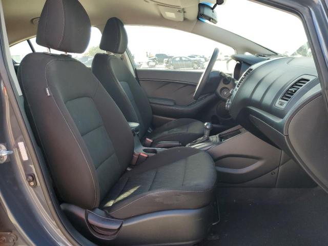 Photo 5 from auction – 2016 KIA FORTE LX with VIN KNAFK4A60G5574266
