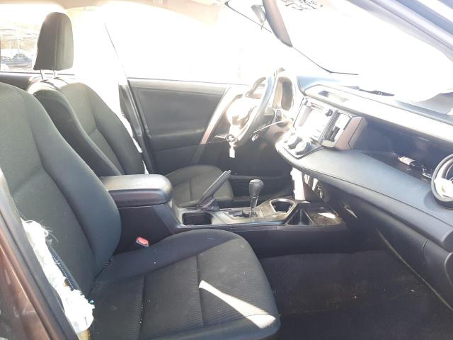 Photo 5 from auction – 2017 TOYOTA RAV4 LE with VIN JTMZFREV2HJ704835