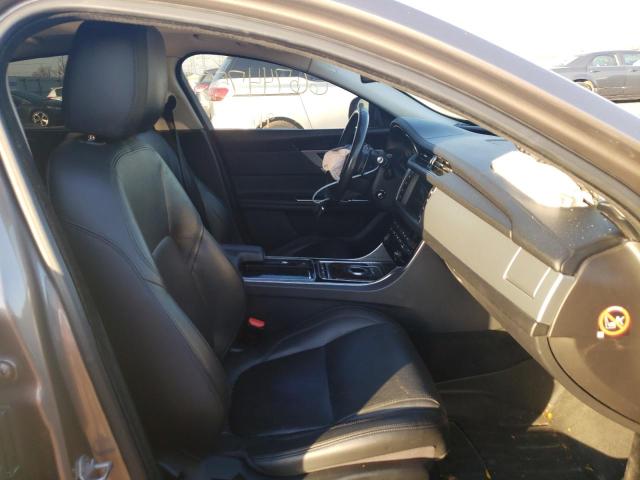 Photo 5 from auction – 2016 JAGUAR XF PRESTIG with VIN SAJBK4BV1GCY21153
