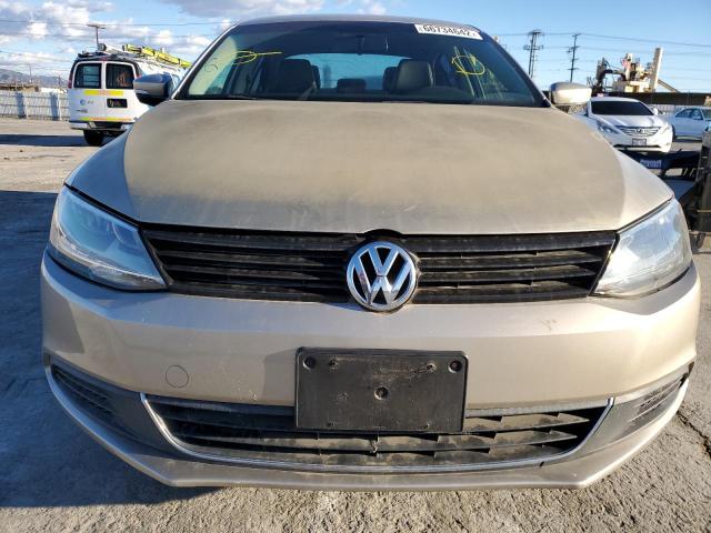 Photo 9 from auction – 2014 VOLKSWAGEN JETTA SE with VIN 3VWD17AJ0EM215328