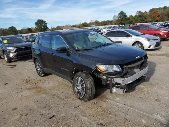 JEEP COMPASS LA 2019 with VIN 3C4NJCBB3KT711703 - Photo from auction
