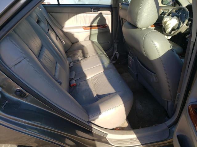 Photo 6 from auction – 2004 TOYOTA CAMRY LE with VIN 4T1BF30K54U571651
