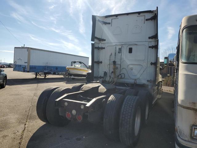 Photo 4 from auction – 2014 FREIGHTLINER CASCADIA 1 with VIN 3AKJGLD57ESFX3636