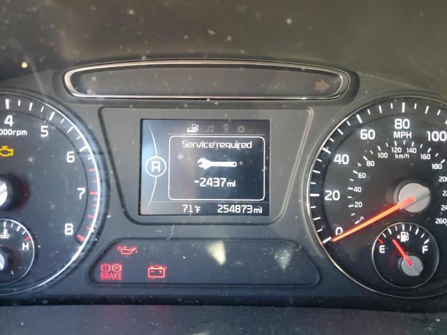 Photo 8 from auction – 2017 KIA SORENTO LX with VIN 5XYPG4A56HG219899