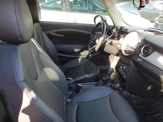 Photo 5 from auction – 2011 MINI COOPER with VIN WMWSU3C51BT095107