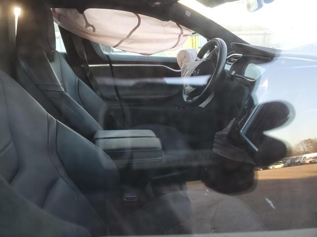 Photo 5 from auction – 2015 TESLA MODEL S with VIN 5YJSA1E45FF112746