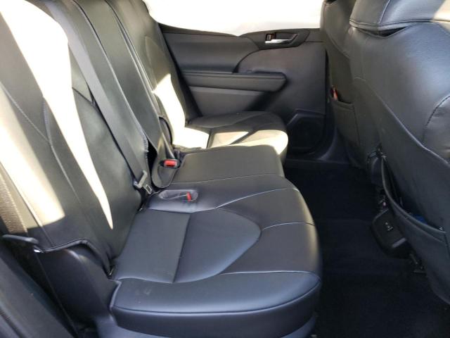 Photo 6 from auction – 2022 TOYOTA HIGHLANDER with VIN 5TDHZRBH9NS189932