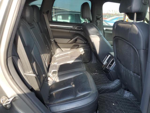 Photo 6 from auction – 2016 PORSCHE CAYENNE with VIN WP1AA2A25GLA04453