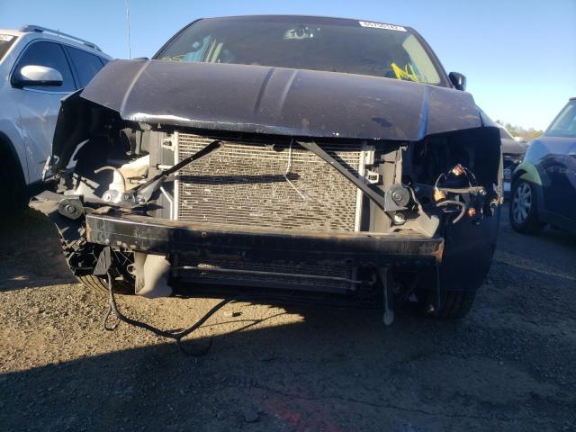 Photo 9 from auction – 2013 CHRYSLER TOWN & COU with VIN 2C4RC1BG7DR745693