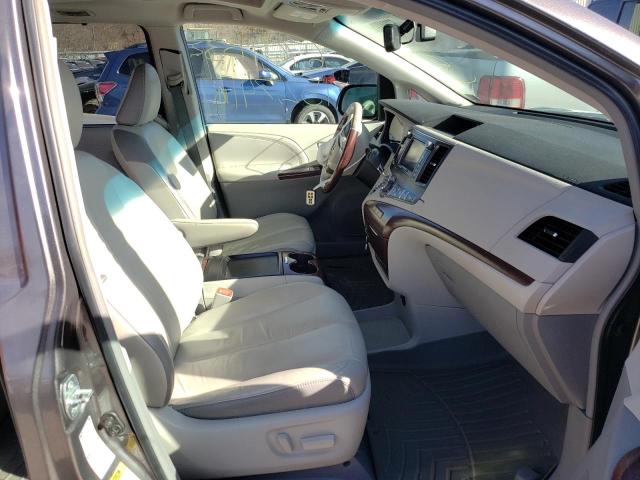 Photo 5 from auction – 2011 TOYOTA SIENNA XLE with VIN 5TDDK3DC6BS015524