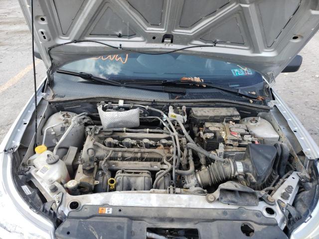 Zdjęcie 7 z aukcji – 2010 FORD FOCUS SE z VIN 1FAHP3FN7AW213664