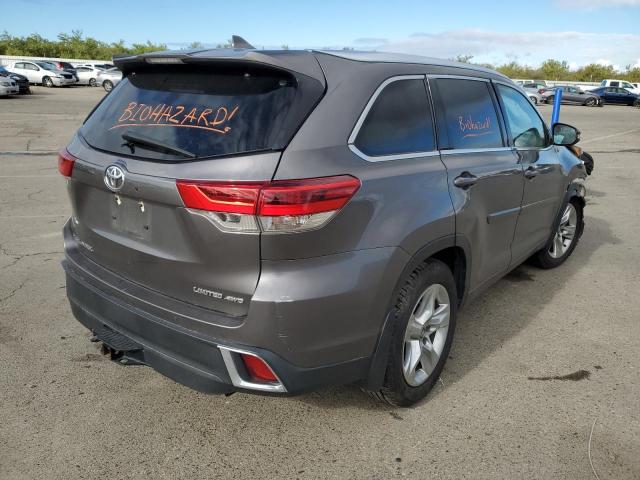 Photo 4 from auction – 2018 TOYOTA HIGHLANDER with VIN 5TDDZRFH2JS880660