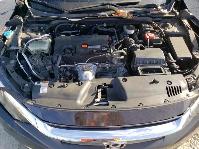 Photo 7 from auction – 2017 HONDA CIVIC LX with VIN 2HGFC2F53HH571958