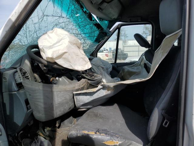 Photo 5 from auction – 2005 DODGE SPRINTER 2 with VIN WDYPD744555812286