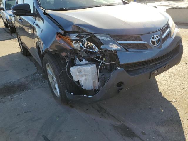Photo 9 from auction – 2014 TOYOTA RAV4 XLE with VIN JTMWFREVXEJ019741