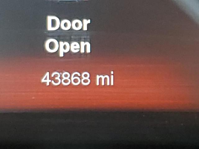 Photo 8 from auction – 2018 JEEP CHEROKEE L with VIN 1C4PJMDB0JD575773