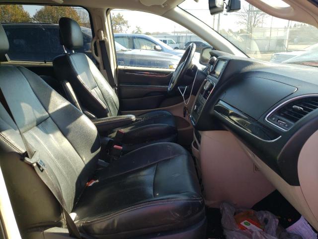 Photo 5 from auction – 2011 CHRYSLER TOWN & COU with VIN 2A4RR8DG7BR682414