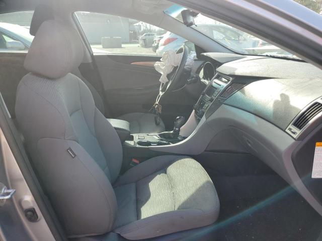 Photo 5 from auction – 2014 HYUNDAI SONATA HYB with VIN KMHEC4A47EA116699