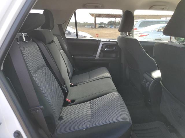 Photo 6 from auction – 2018 TOYOTA 4RUNNER SR with VIN JTEZU5JR0J5166864