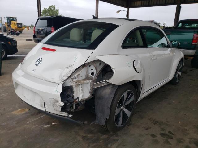 Photo 4 from auction – 2013 VOLKSWAGEN BEETLE with VIN 3VWJL7AT3DM631855