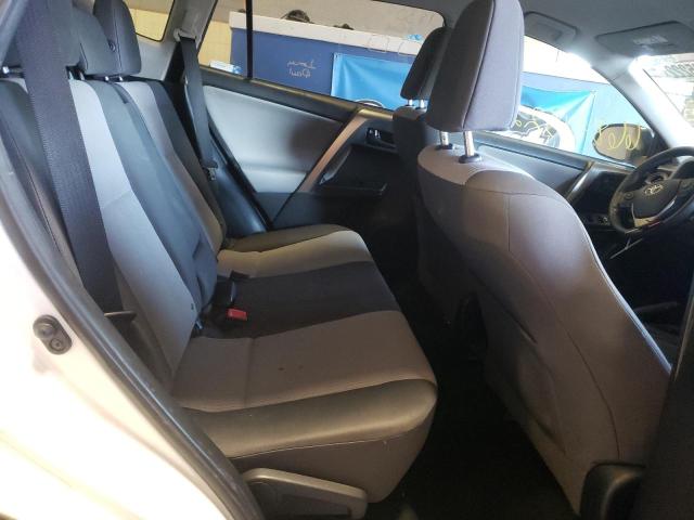 Photo 6 from auction – 2015 TOYOTA RAV4 LE with VIN JTMBFREVXFD134404