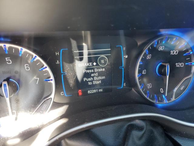Photo 8 from auction – 2017 CHRYSLER PACIFICA T with VIN 2C4RC1BG5HR667940