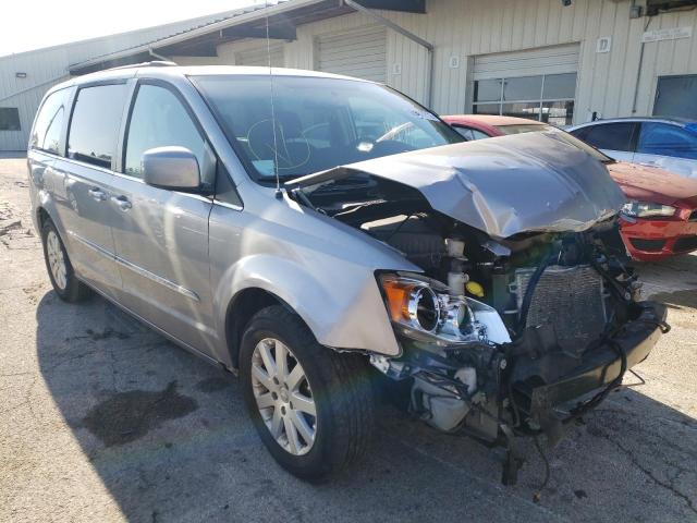 CHRYSLER TOWN & COU 2016 with VIN 2C4RC1BG8GR298652 - Photo from auction