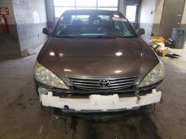 Photo 9 from auction – 2005 TOYOTA CAMRY LE with VIN 4T1BF30K75U599498