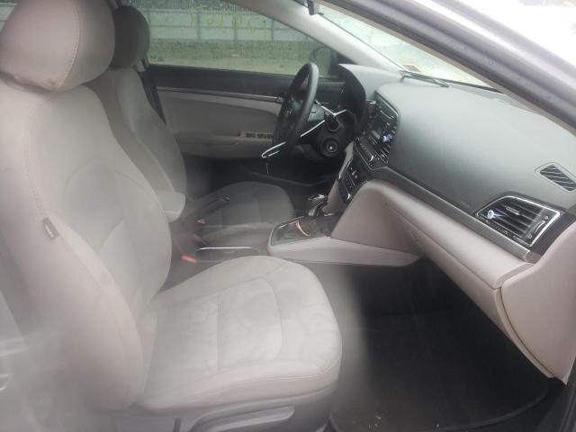 Photo 5 from auction – 2017 HYUNDAI ELANTRA SE with VIN 5NPD74LF2HH139775