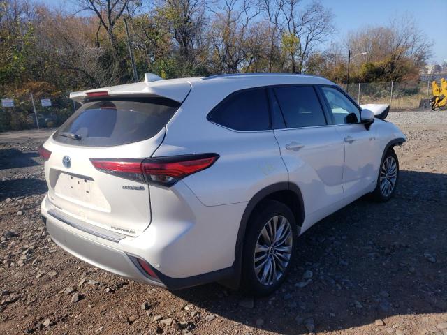 Photo 4 from auction – 2021 TOYOTA HIGHLANDER with VIN 5TDEBRCH0MS030432