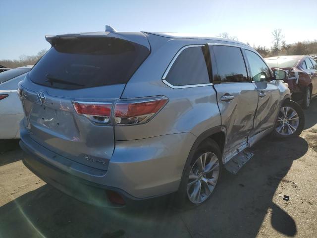 Photo 4 from auction – 2015 TOYOTA HIGHLANDER with VIN 5TDJKRFH5FS094429