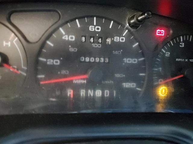 Photo 8 from auction – 2002 FORD TAURUS with VIN 1FAFP53UX2A228995