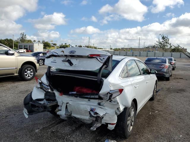 Photo 4 from auction – 2017 HYUNDAI SONATA SE with VIN 5NPE24AF9HH477339