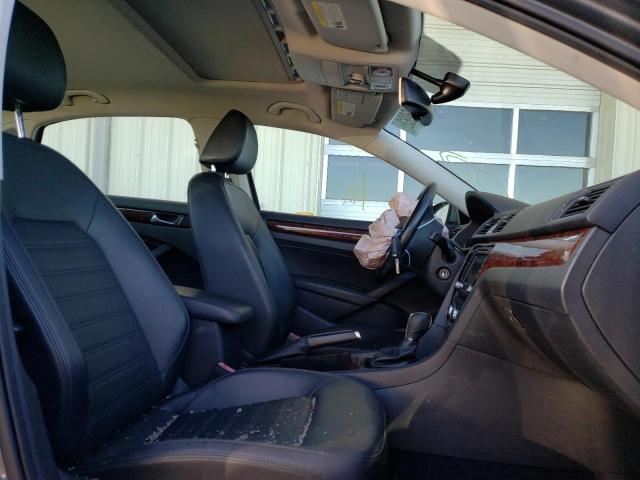 Photo 5 from auction – 2012 VOLKSWAGEN PASSAT SEL with VIN 1VWCH7A36CC072554