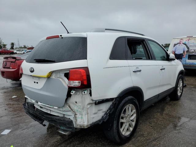 Photo 4 from auction – 2015 KIA SORENTO LX with VIN 5XYKT3A60FG660207