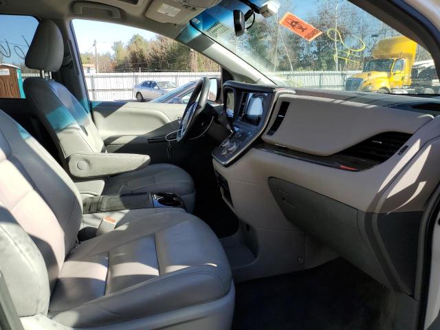 Photo 5 from auction – 2015 TOYOTA SIENNA XLE with VIN 5TDDK3DC2FS117277