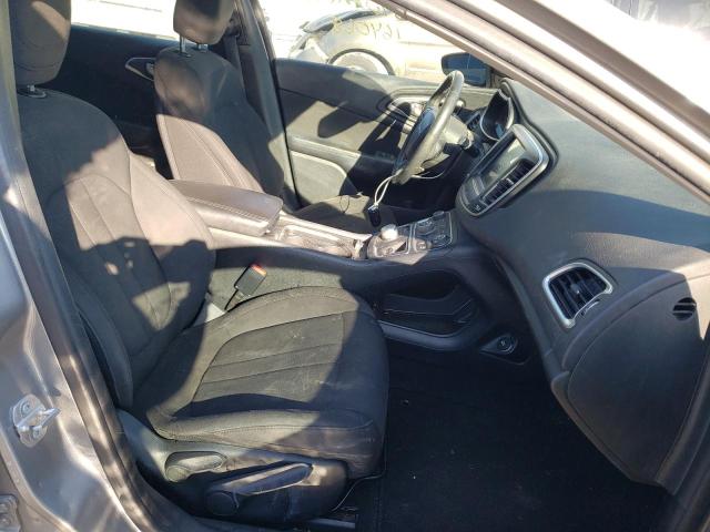 Photo 5 from auction – 2016 CHRYSLER 200 LIMITE with VIN 1C3CCCAB2GN172263