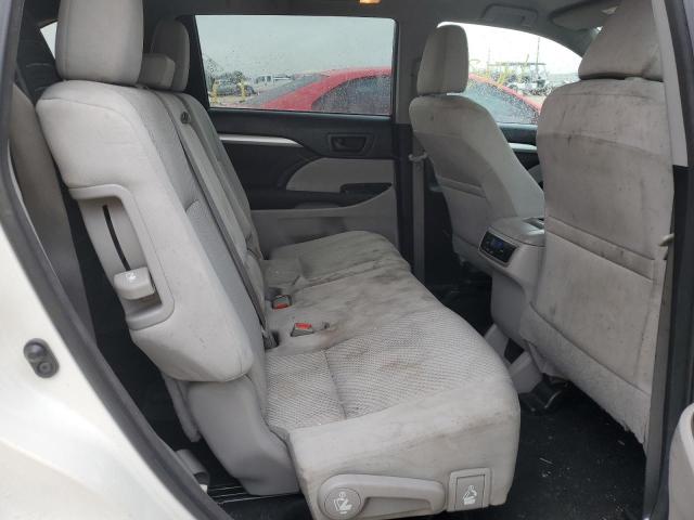 Photo 6 from auction – 2015 TOYOTA HIGHLANDER with VIN 5TDZKRFH4FS041661